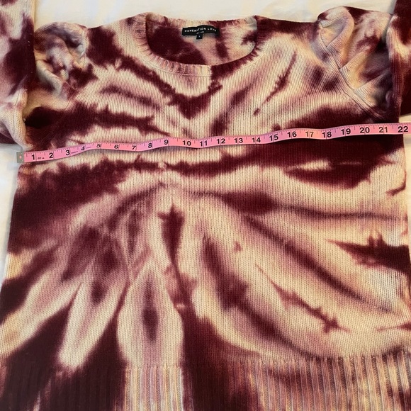 NWOT Generation Love Tyrell Tie Dye Burgundy/Cream Sweater w/ puff sleeve - SZ L - Picture 6 of 16
